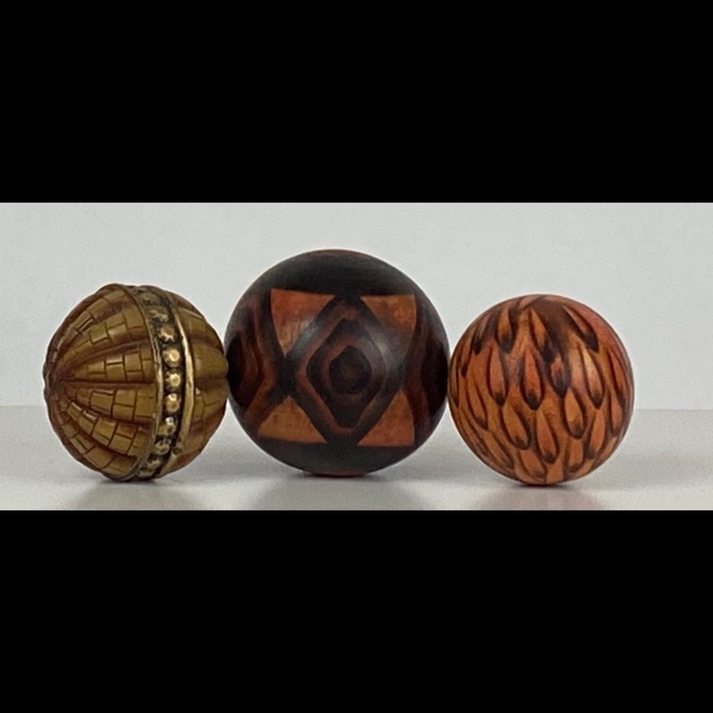Multi-coloured balls.